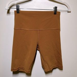 lululemon Align High-Rise Short 8"